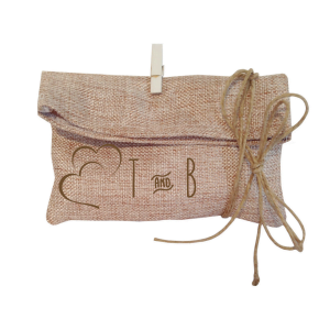 Προσωποπιημένη Μπομπονιέρα Φάκελος από Λινό Μπεζ Ύφασμα, γάμου ή βάπτισης.