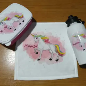 Παγουρίνο , ταπεράκι και πετσετούλα για το νηπιαγωγείο με όνομα.